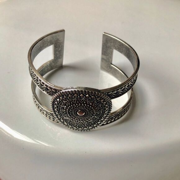 Cuff Bracelet Bohemian style - Picture 2 of 4